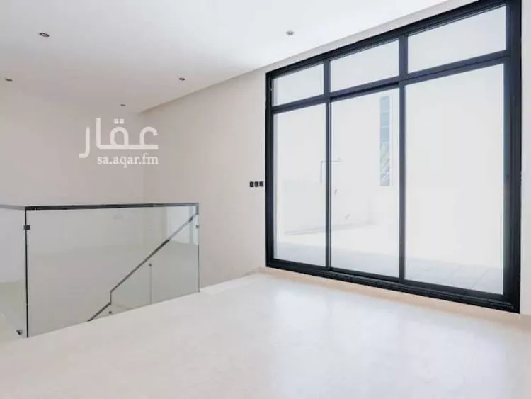 فيلا للبيع في شارع علي بن عبدالكريم, حي إشبيلية, مدينة الرياض, منطقة الرياض 8