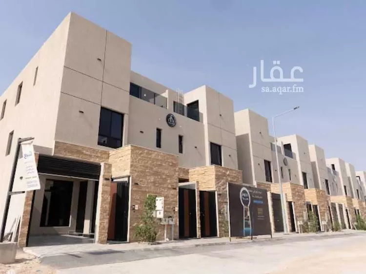 فيلا للبيع في شارع عبدالقدوس الانصاري, حي الرمال, مدينة الرياض, منطقة الرياض صورة 3