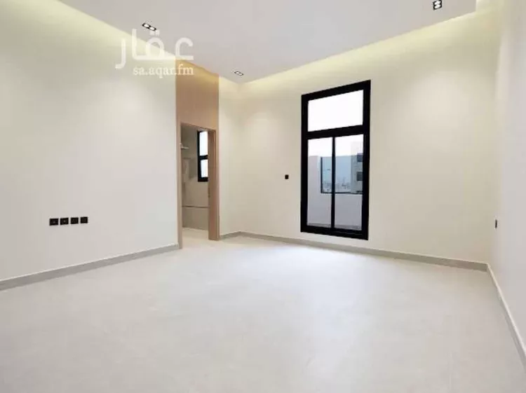 Floor for Sale in Riyadh King Faisal 9