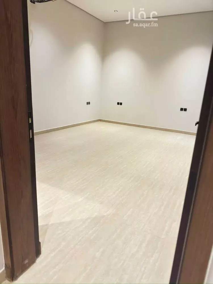 دور للبيع في شارع الطيبة, حي إشبيلية, مدينة الرياض, منطقة الرياض صورة 3