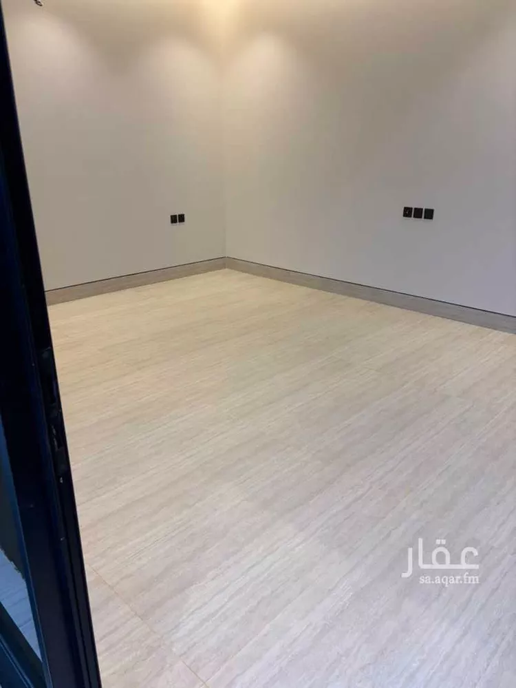 فيلا للبيع في شارع مطرف الهلالي, حي الملك فيصل, مدينة الرياض, منطقة الرياض صورة 3