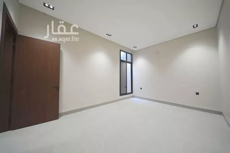 دور للبيع في شارع العينين, حي إشبيلية, مدينة الرياض, منطقة الرياض 13