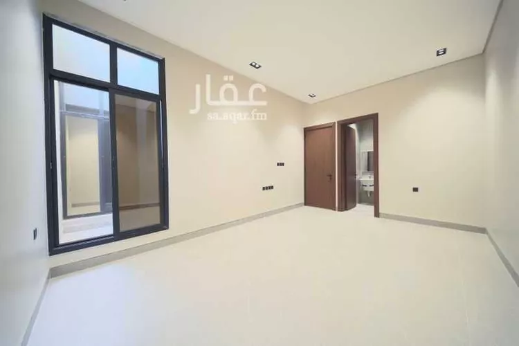 دور للبيع في شارع العينين, حي إشبيلية, مدينة الرياض, منطقة الرياض 18