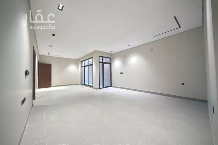 Floor for Sale in Riyadh Ishbiliyah 7