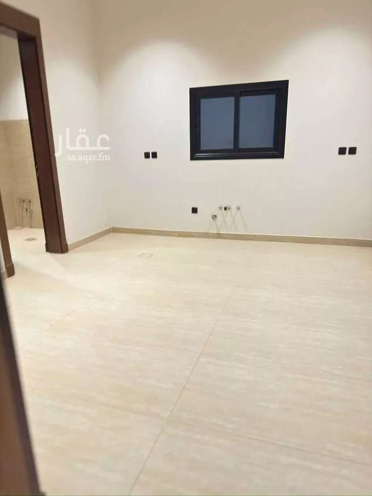 دور للبيع في شارع الطيبة, حي إشبيلية, مدينة الرياض, منطقة الرياض 19