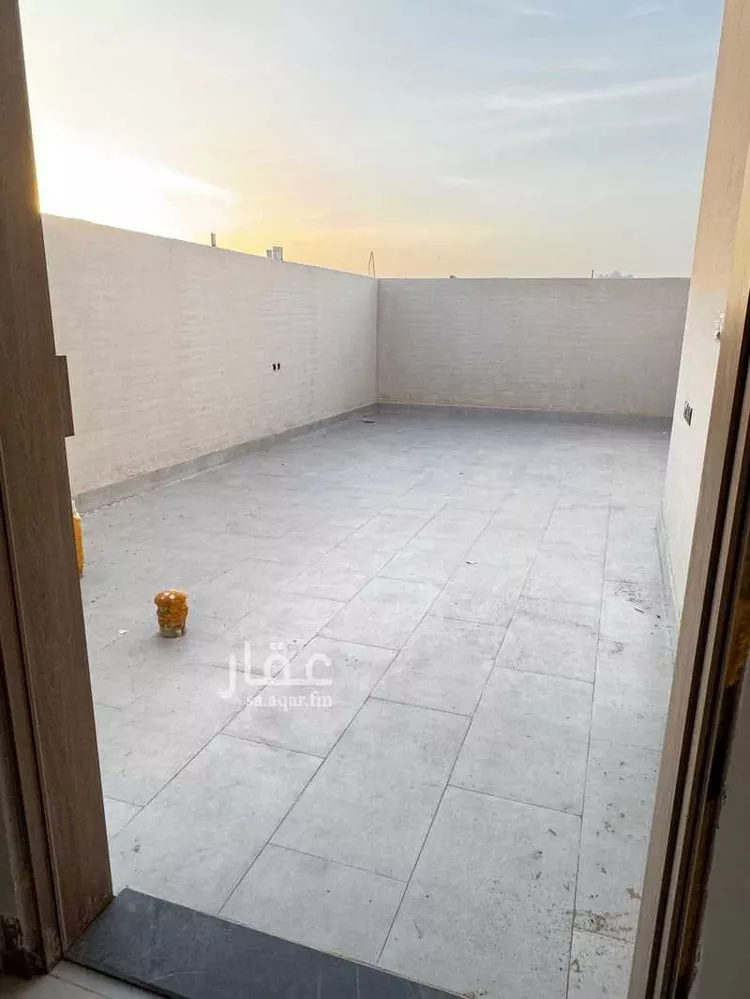 دور للبيع في شارع الكرا, حي إشبيلية, مدينة الرياض, منطقة الرياض 7
