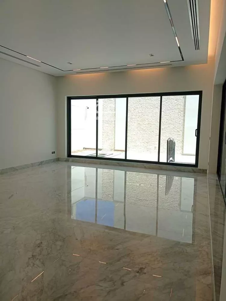 فيلا للبيع في شارع سوسة, حي الورود, مدينة الرياض, منطقة الرياض صورة 4