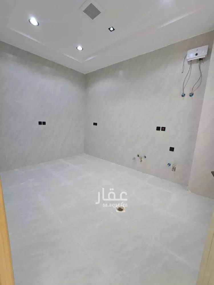 شقة للبيع في شارع أبي الفتح بن العلامة العجيمي, حي البيان, مدينة الرياض, منطقة الرياض صورة 4