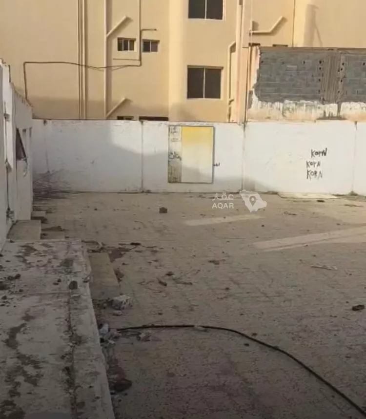 أرض للبيع في شارع محمد بن الحسين, حي الورود, مدينة تبوك, منطقة تبوك صورة 2