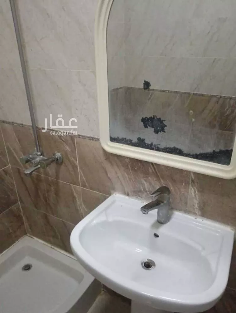 شقة للإيجار في شارع سعد بن ابي وقاص, حي السويس 1, مدينة جازان, منطقة جازان صورة 5
