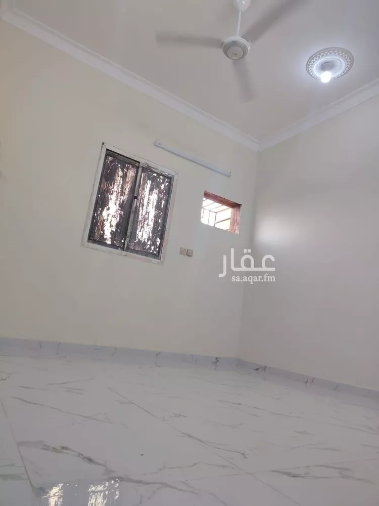 شقة للإيجار في شارع سعد بن ابي وقاص, حي السويس 1, مدينة جازان, منطقة جازان صورة 5