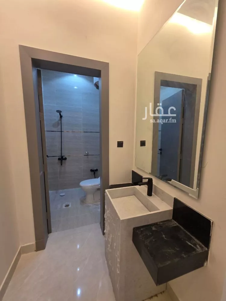 دور للبيع في شارع أحمد بن عميرة, حي بدر, مدينة الرياض, منطقة الرياض صورة 4