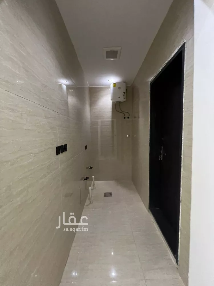 فيلا للبيع في شارع السقائف, حي طويق, مدينة الرياض, منطقة الرياض صورة 2