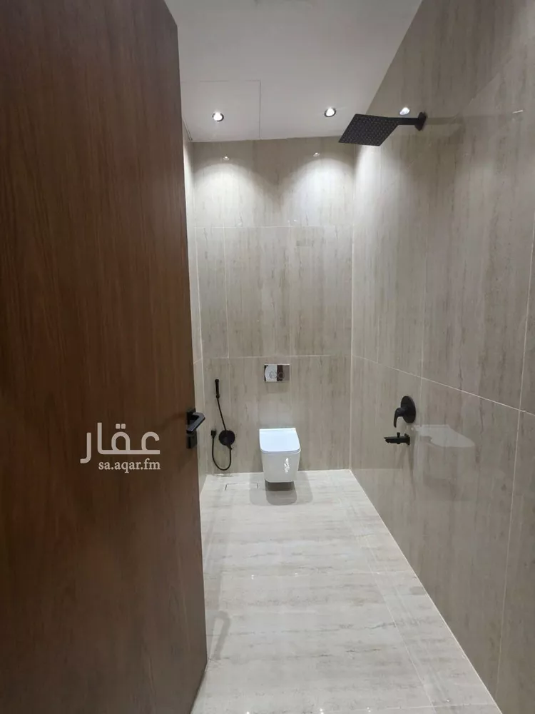 دور للبيع في شارع عبدالرحمن بن موسى, حي العوالي, مدينة الرياض, منطقة الرياض صورة 5