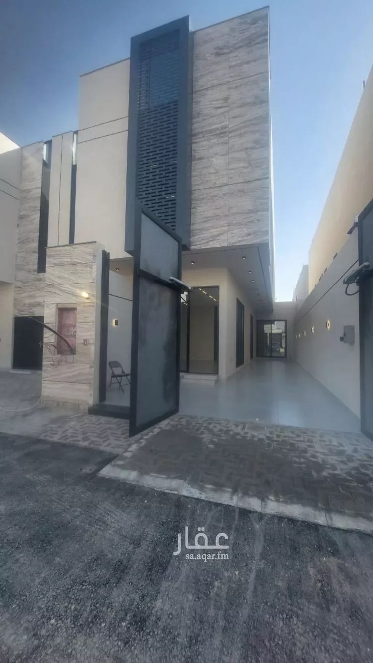 دور للبيع في شارع صخر, حي الجنادرية, مدينة الرياض, منطقة الرياض صورة 2