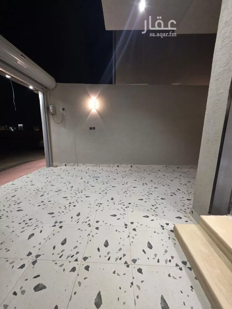 دور للبيع في شارع أحمد بن عميرة, حي بدر, مدينة الرياض, منطقة الرياض صورة 4