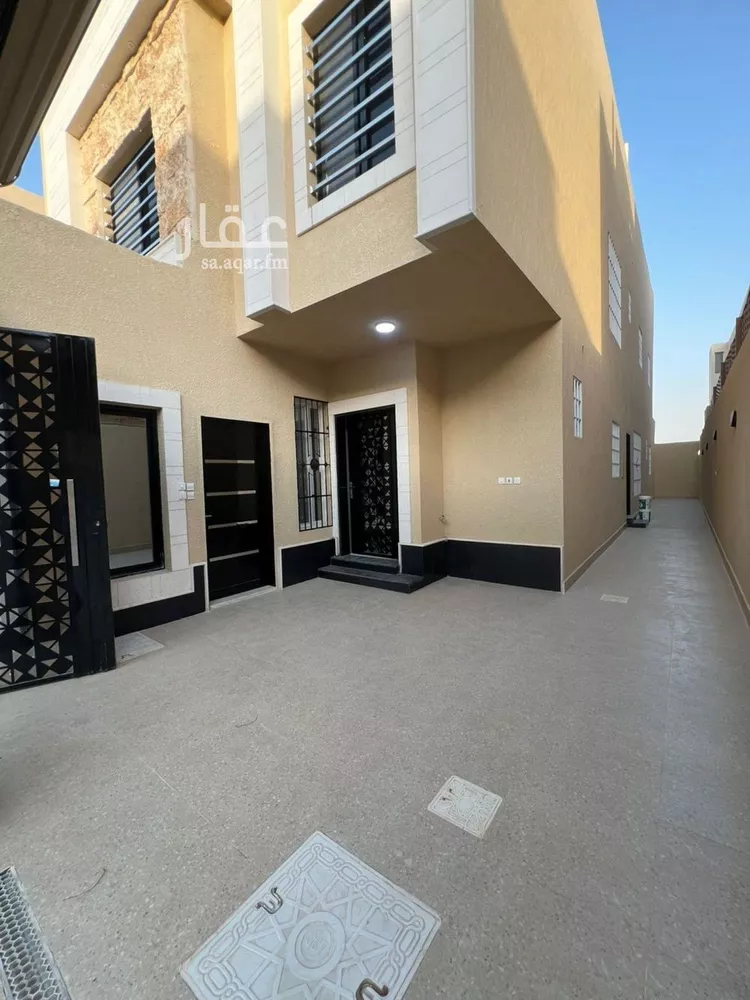 دور للبيع في شارع عبدالله بن دخيل, حي عكاظ, مدينة الرياض, منطقة الرياض صورة 4