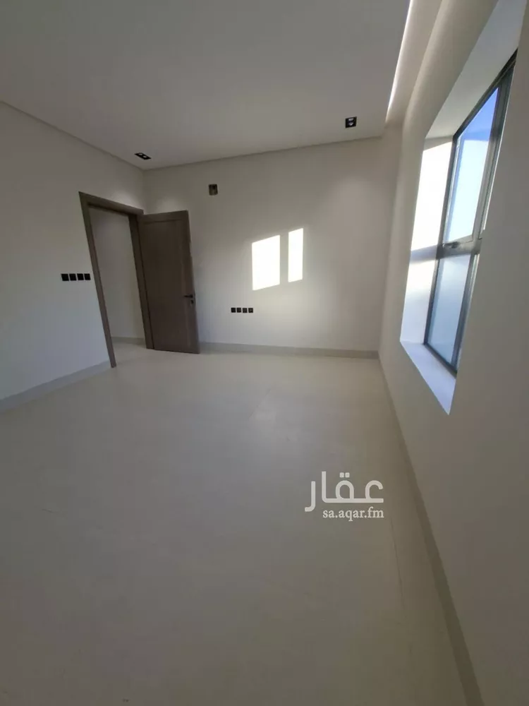 دور للبيع في شارع هشام بن بشير, حي السويدي الغربي, مدينة الرياض, منطقة الرياض 15
