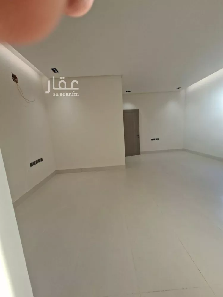 دور للبيع في شارع هشام بن بشير, حي السويدي الغربي, مدينة الرياض, منطقة الرياض 19