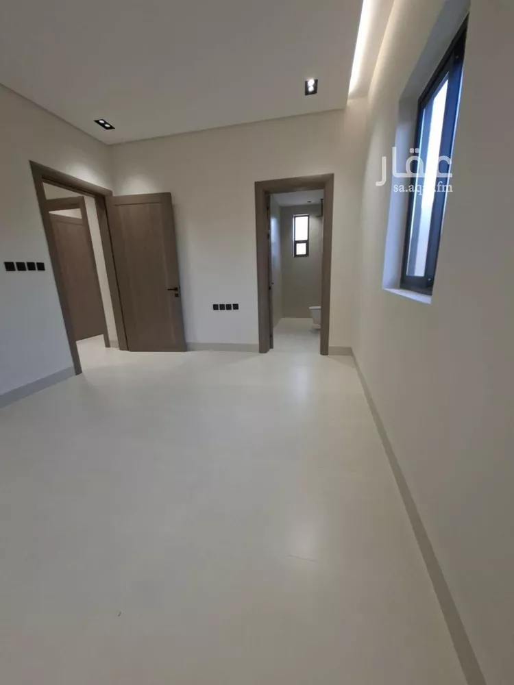 شقة للبيع في شارع عائشة بنت ابي بكر, حي شبرا, مدينة الرياض, منطقة الرياض 8