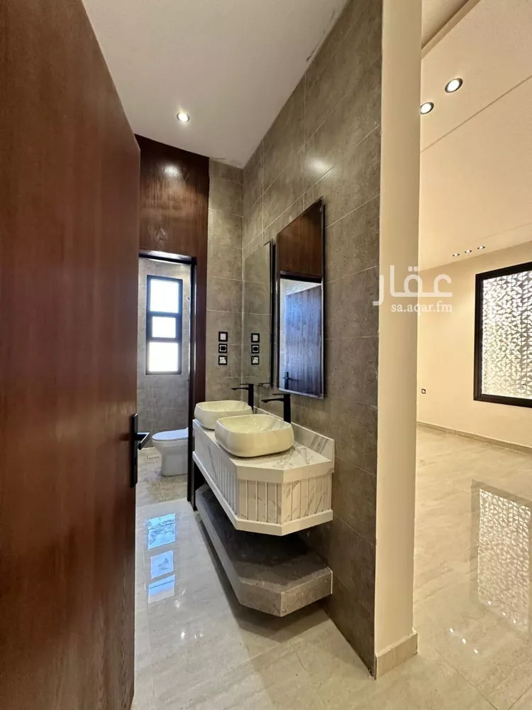 دور للبيع في شارع الكسائي, حي الحزم, مدينة الرياض, منطقة الرياض 10