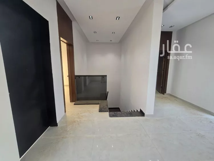 فيلا للبيع في شارع عارف بن محمد جمال الدين, حي طويق, مدينة الرياض, منطقة الرياض صورة 3