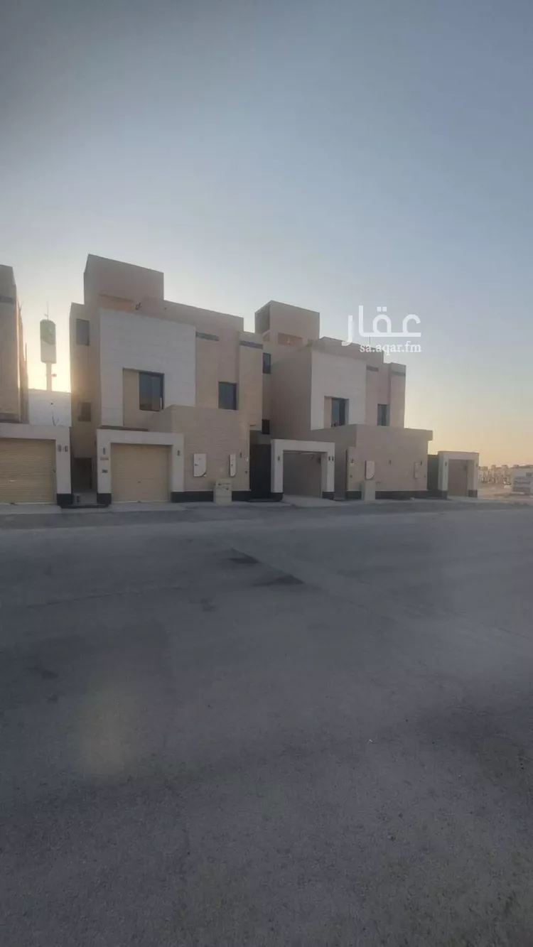عمارة للبيع في شارع محمد بن شريك, حي البيان, مدينة الرياض, منطقة الرياض صورة 3
