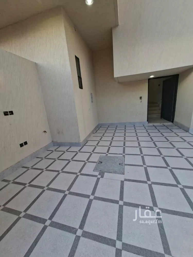 دور للبيع في شارع هشام بن بشير, حي السويدي الغربي, مدينة الرياض, منطقة الرياض 17