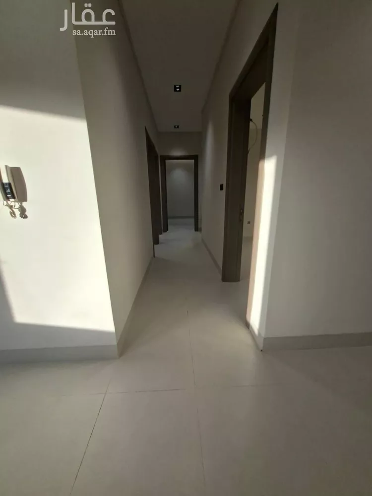 شقة للبيع في شارع عائشة بنت ابي بكر, حي شبرا, مدينة الرياض, منطقة الرياض صورة 3