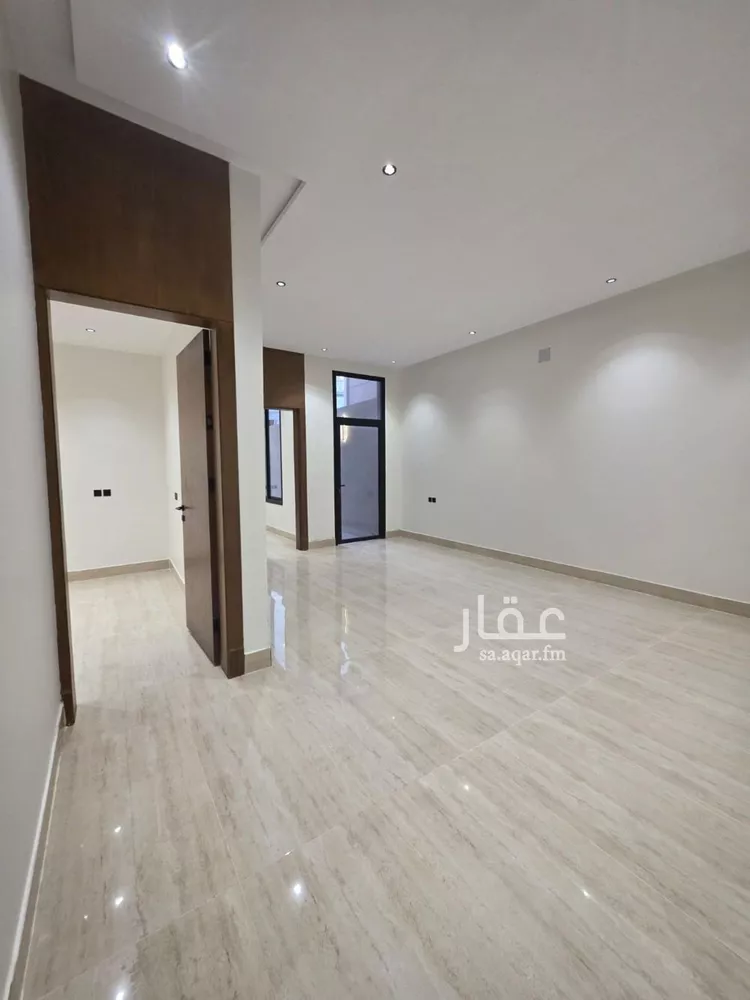 دور للبيع في شارع عبدالرحمن بن موسى, حي العوالي, مدينة الرياض, منطقة الرياض صورة 3