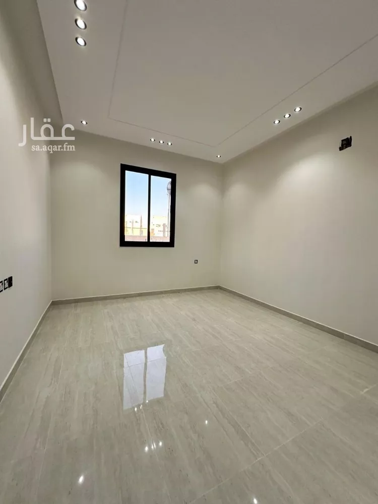 دور للبيع في شارع الكسائي, حي الحزم, مدينة الرياض, منطقة الرياض 6