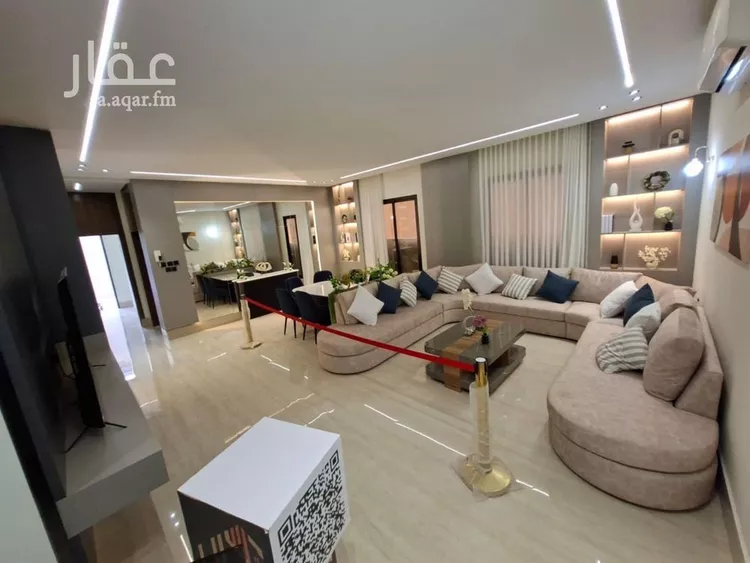 فيلا للبيع في شارع عبداللطيف المبارك, حي عكاظ, مدينة الرياض, منطقة الرياض 15