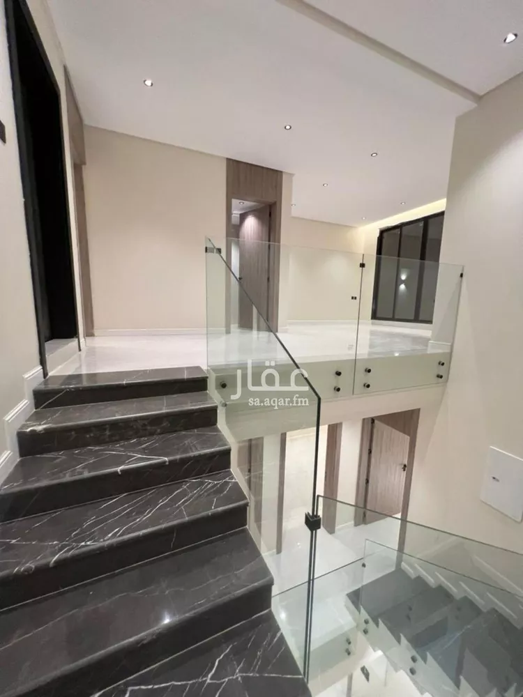 فيلا للبيع في شارع زين الدار المصري, حي العريجاء الغربي, مدينة الرياض, منطقة الرياض صورة 4