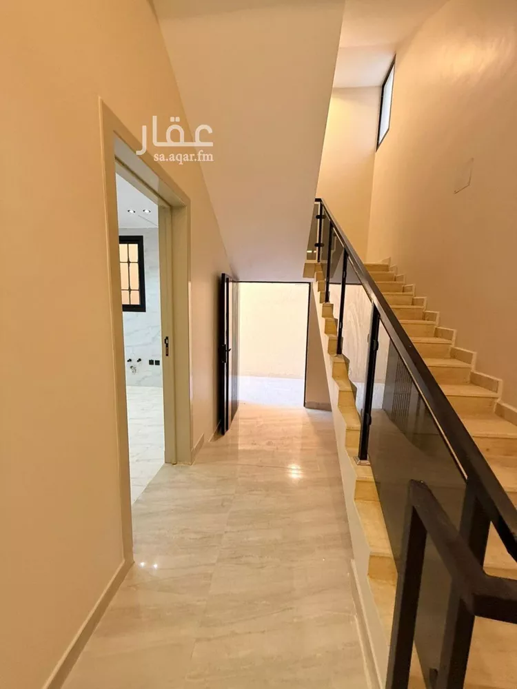 فيلا للبيع في شارع وادي الباطن, حي العريجاء الغربي, مدينة الرياض, منطقة الرياض صورة 5