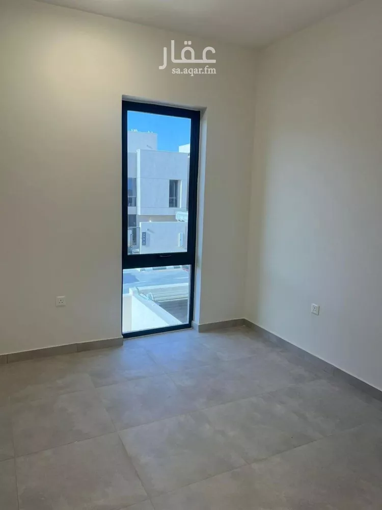 فيلا للإيجار في شارع عبدالملك البرداني, حي العارض, مدينة الرياض, منطقة الرياض 15
