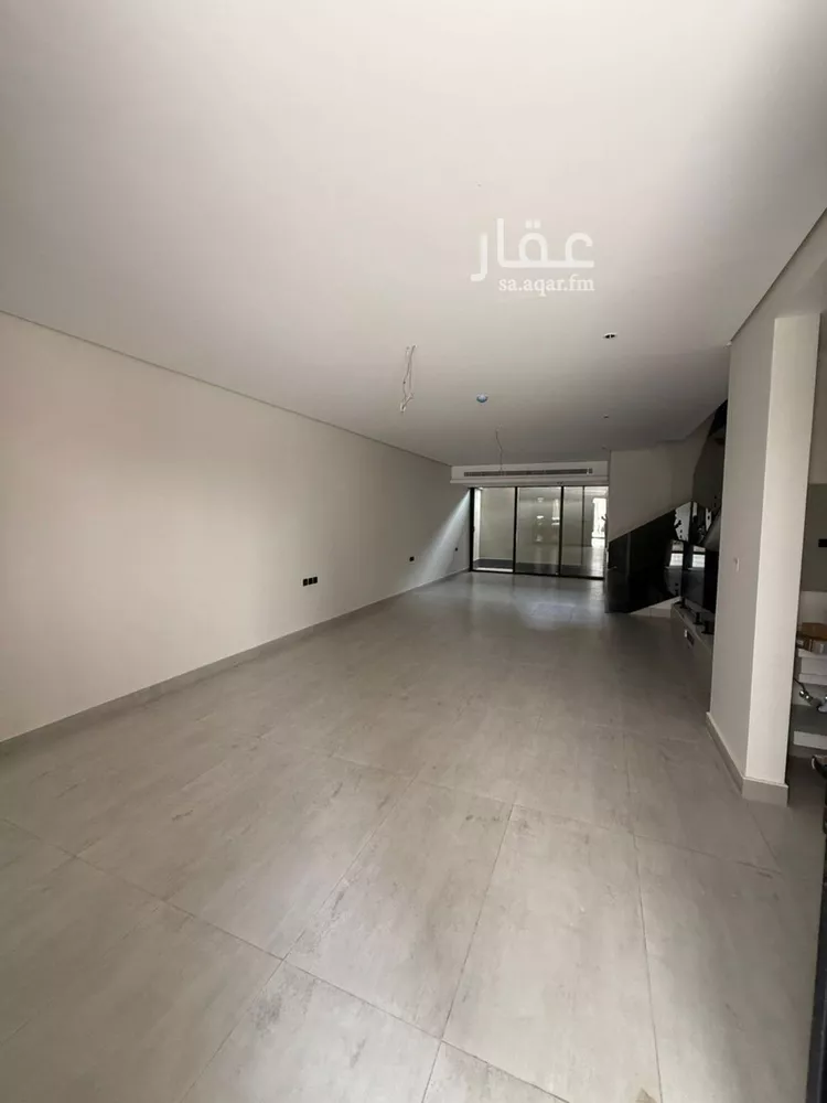 فيلا للإيجار في شارع عبدالملك البرداني, حي العارض, مدينة الرياض, منطقة الرياض صورة 2