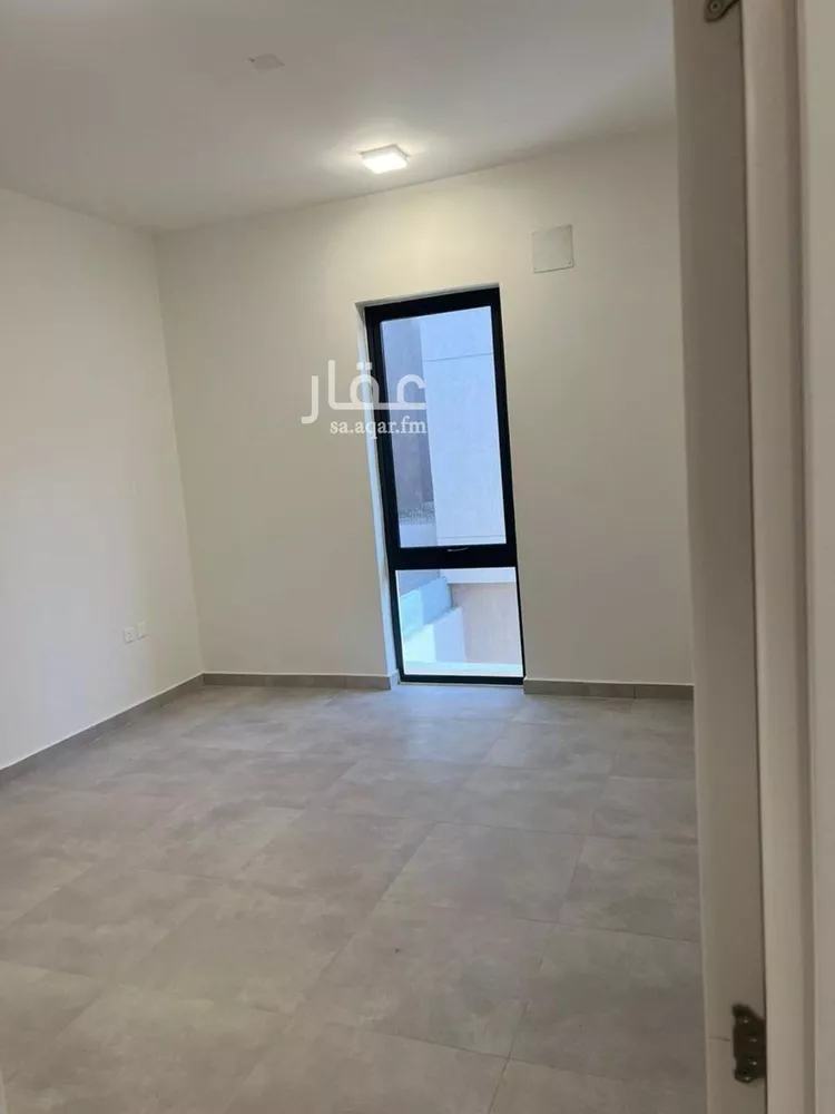 فيلا للإيجار في شارع عبدالملك البرداني, حي العارض, مدينة الرياض, منطقة الرياض صورة 2