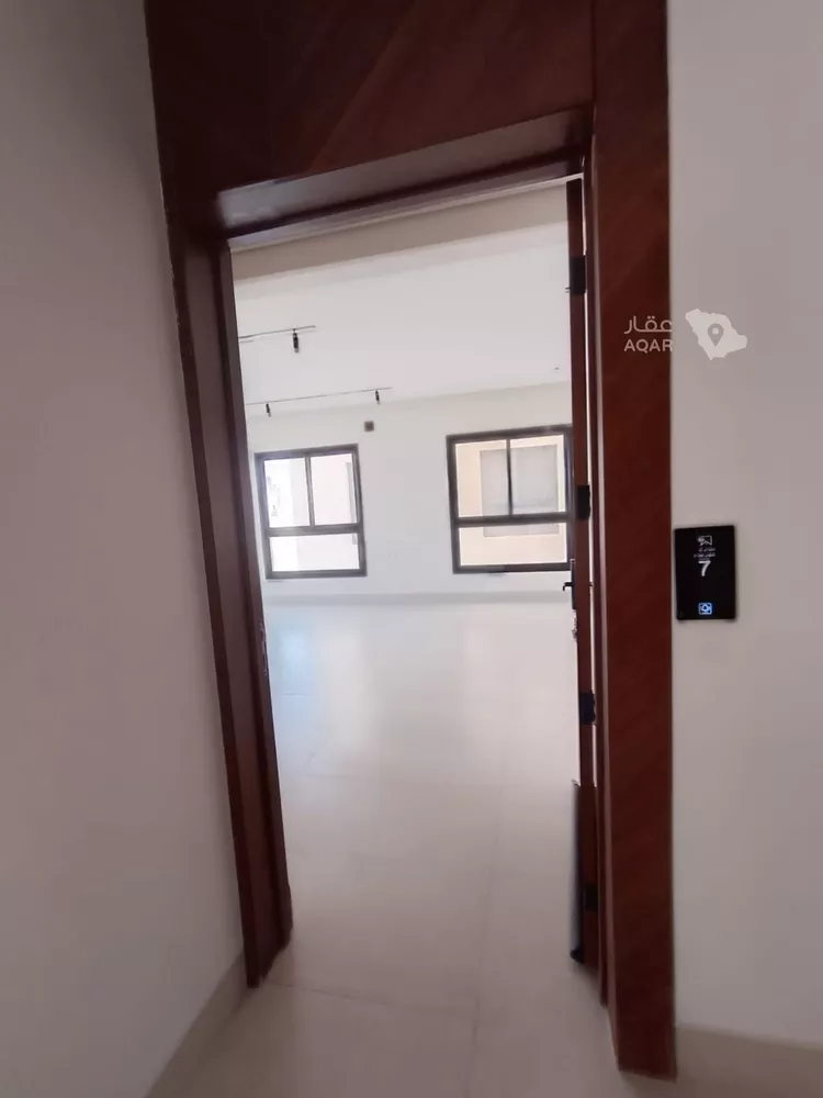 شقة للإيجار في شارع عبدالملك بن عباس, حي المهدية, مدينة الرياض, منطقة الرياض 8