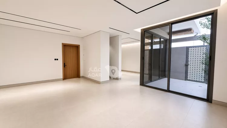 Floor for Sale in Riyadh Ar Rawabi 7