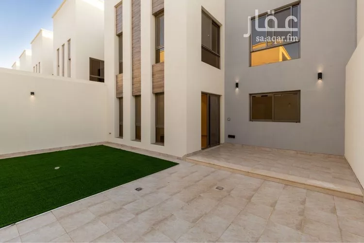 فيلا للبيع في شارع كلاب الجهني, حي نبلاء, مدينة المدينه المنوره, منطقة المدينة المنورة صورة 3