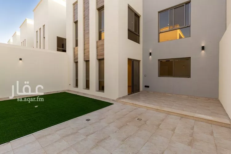 فيلا للبيع في شارع عبدالرزاق ابن همام ابن نافع, حي نبلاء, مدينة المدينة المنورة, منطقة المدينة المنورة 7
