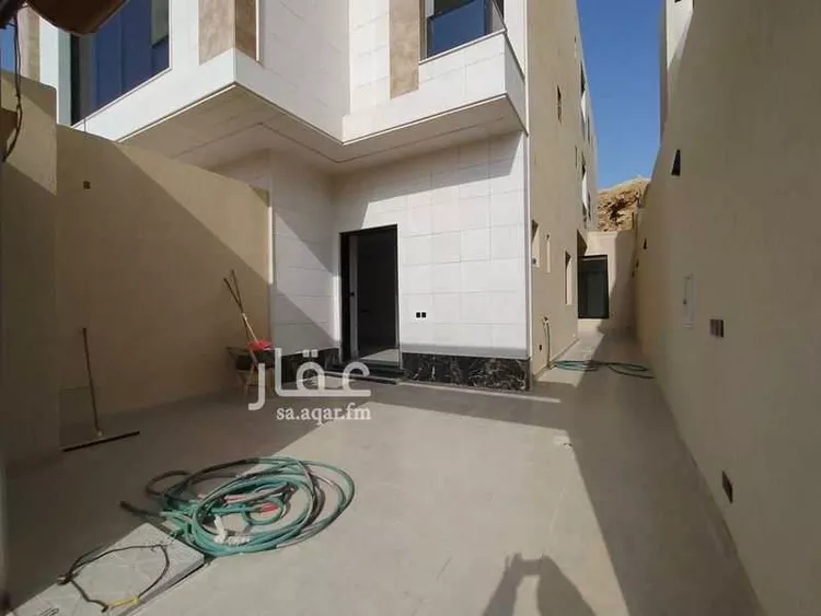 Floor for Sale in Riyadh Ash Sharq
