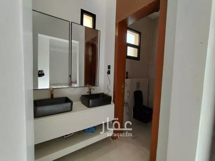 دور للبيع في شارع الفضل الصيدلي, حي البيان, مدينة الرياض, منطقة الرياض صورة 4