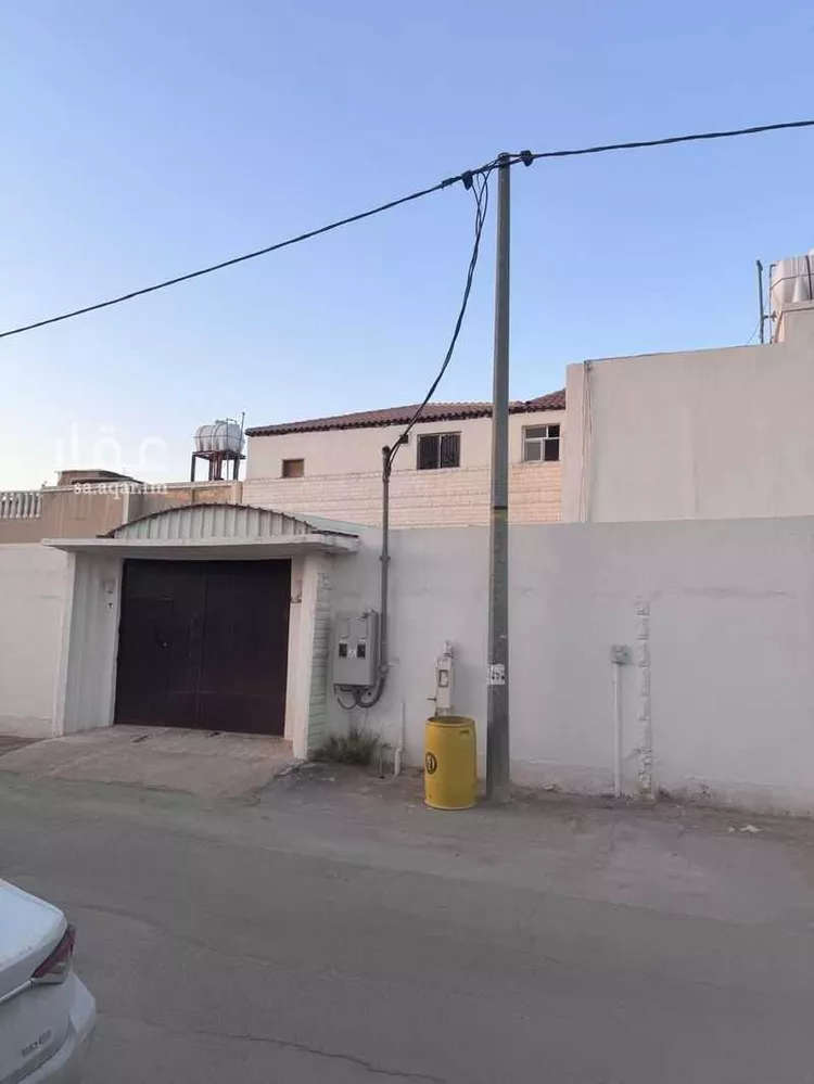 فيلا للبيع في شارع علي زين العابدين, حي الملك فهد, مدينة المجمعه, منطقة الرياض صورة 4