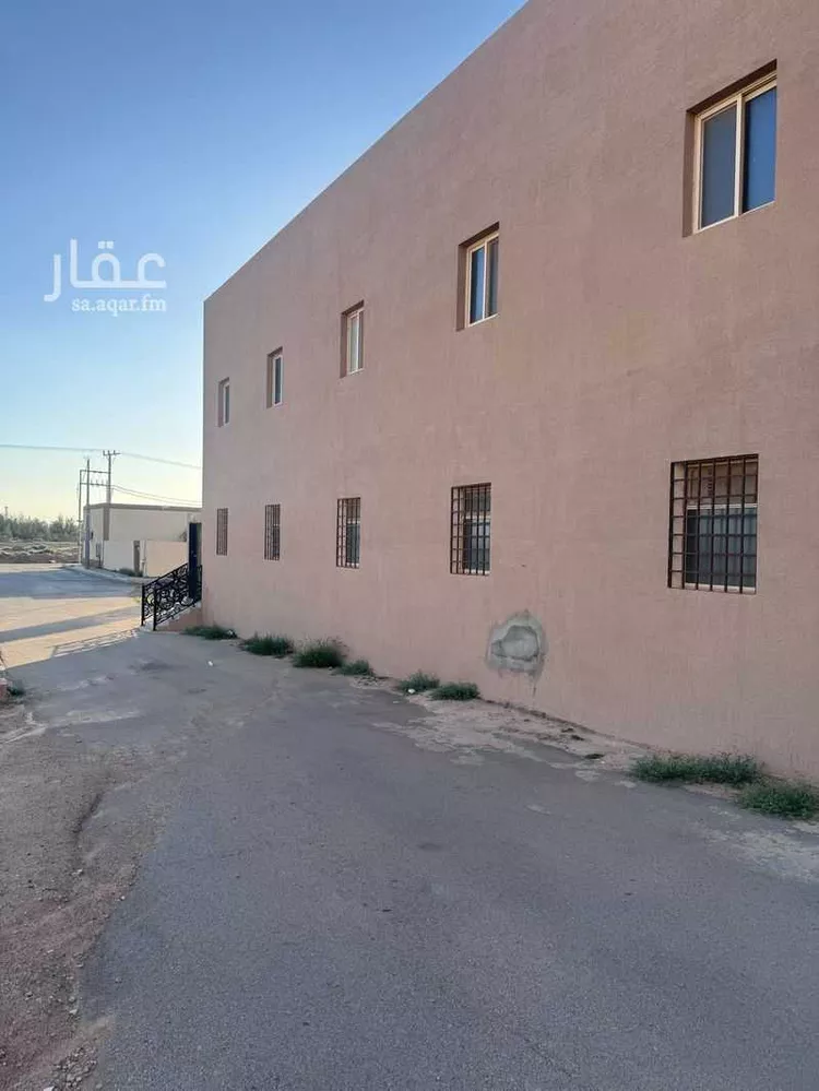 عمارة للبيع في شارع الليث بن سعد, حي الملك فهد, مدينة المجمعه, منطقة الرياض صورة 4