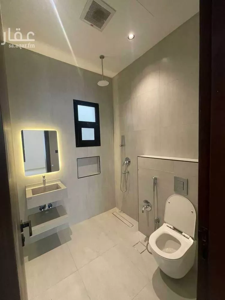 شقة للبيع في شارع وادي الدواسر, حي القادسية, مدينة الرياض, منطقة الرياض صورة 2