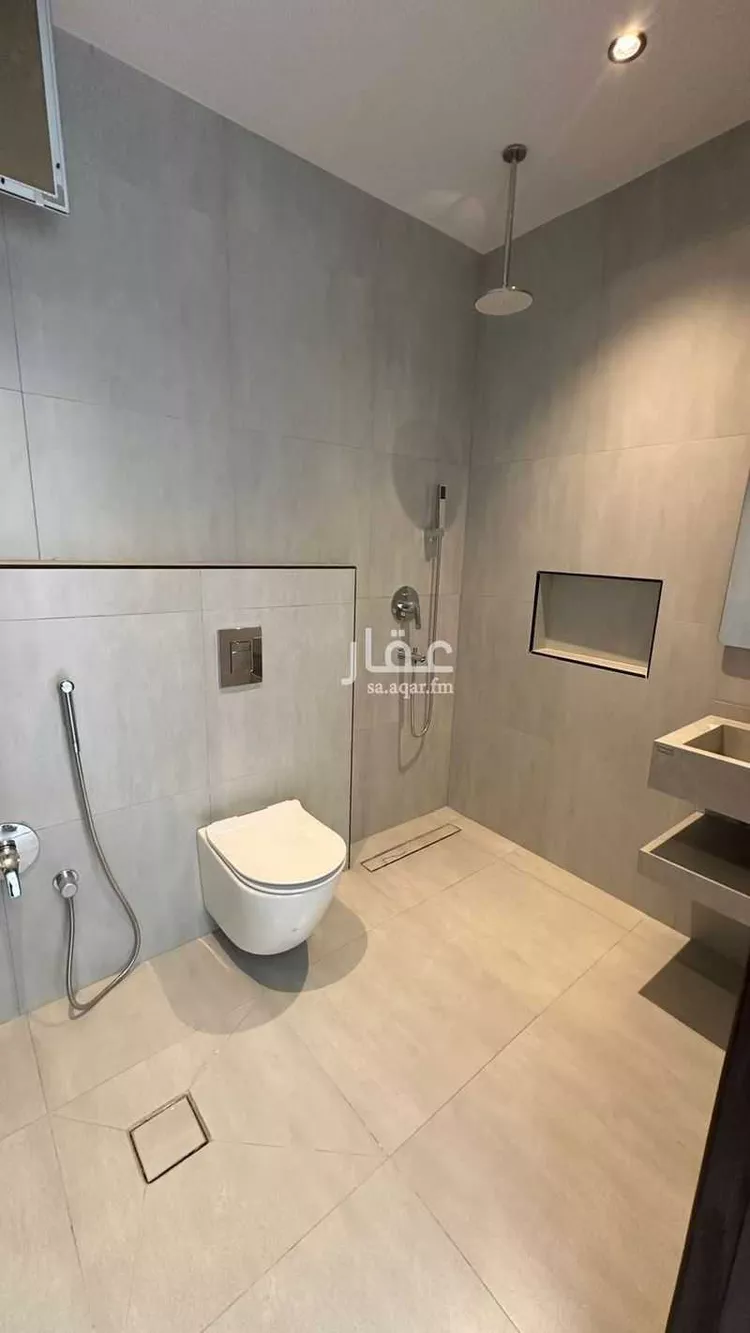 شقة للبيع في شارع وادي الدواسر, حي القادسية, مدينة الرياض, منطقة الرياض صورة 4