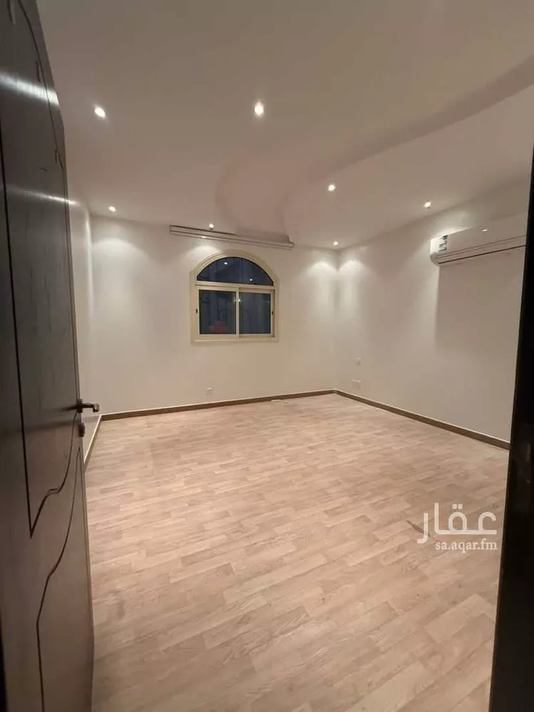 فيلا للإيجار في شارع علي بن صالح, حي الملك سلمان, مدينة الرياض, منطقة الرياض صورة 3