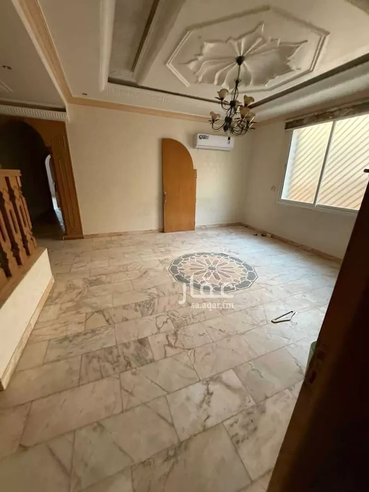 فيلا للإيجار في شارع ابن أبي الجيش, حي الضباط, مدينة الرياض, منطقة الرياض صورة 4