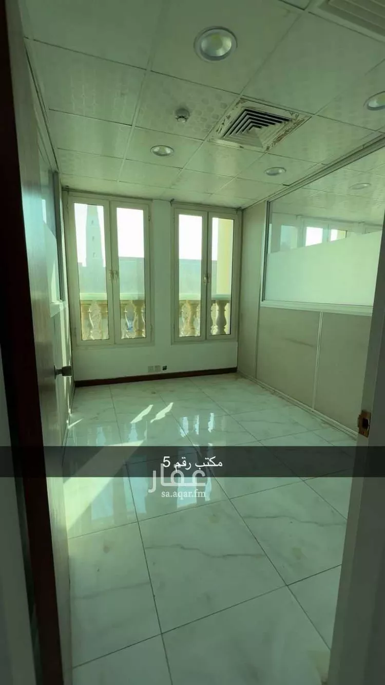 مكتب تجاري للإيجار في شارع محمد بن مسلمة الأنصاري, حي الملز, مدينة الرياض, منطقة الرياض صورة 3